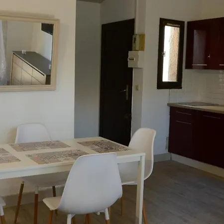 4 Pers, 2 Chambres, Terrasse, Piscine Parking - Ref, Cig143 *